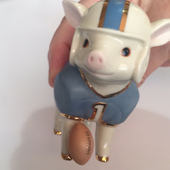 LENOX TOUCHDOWN TOMMY PIG - Picture 3 of 9